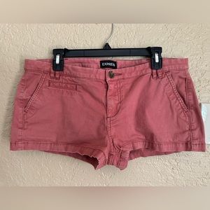 Express Shorts Salmon Color